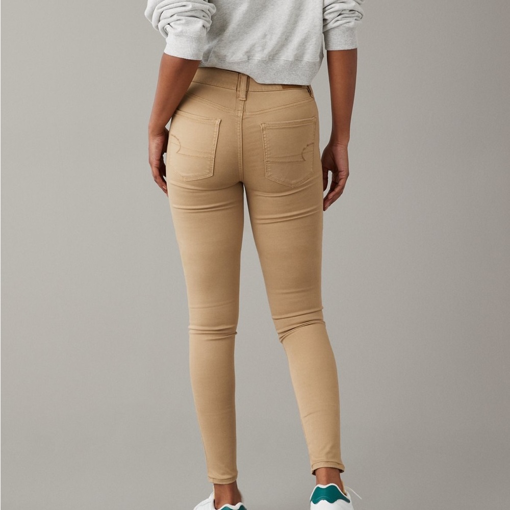 AE High Waisted Jegging Khaki size 8 like new condition - Picture 2 of 7